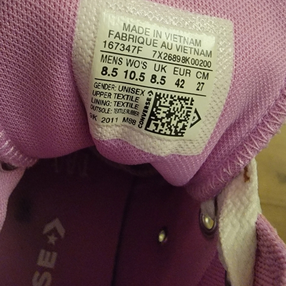 Converse Chuck Taylor All Star Hi 'Valentine' Sneakers - Picture 11 of 15